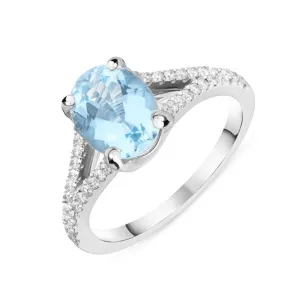 18ct White Gold 1.73ct Aquamarine and Diamond Oval Cut Ring