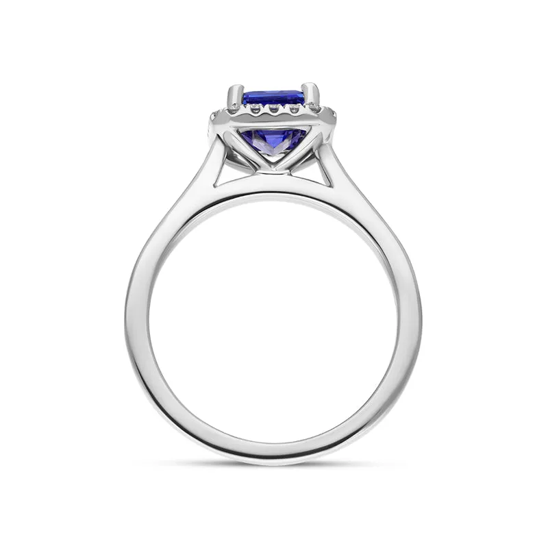 18ct White Gold 1.80ct Tanzanite Diamond Cluster Ring