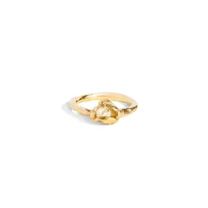 9K Gold Ring w. Ocean Diamond