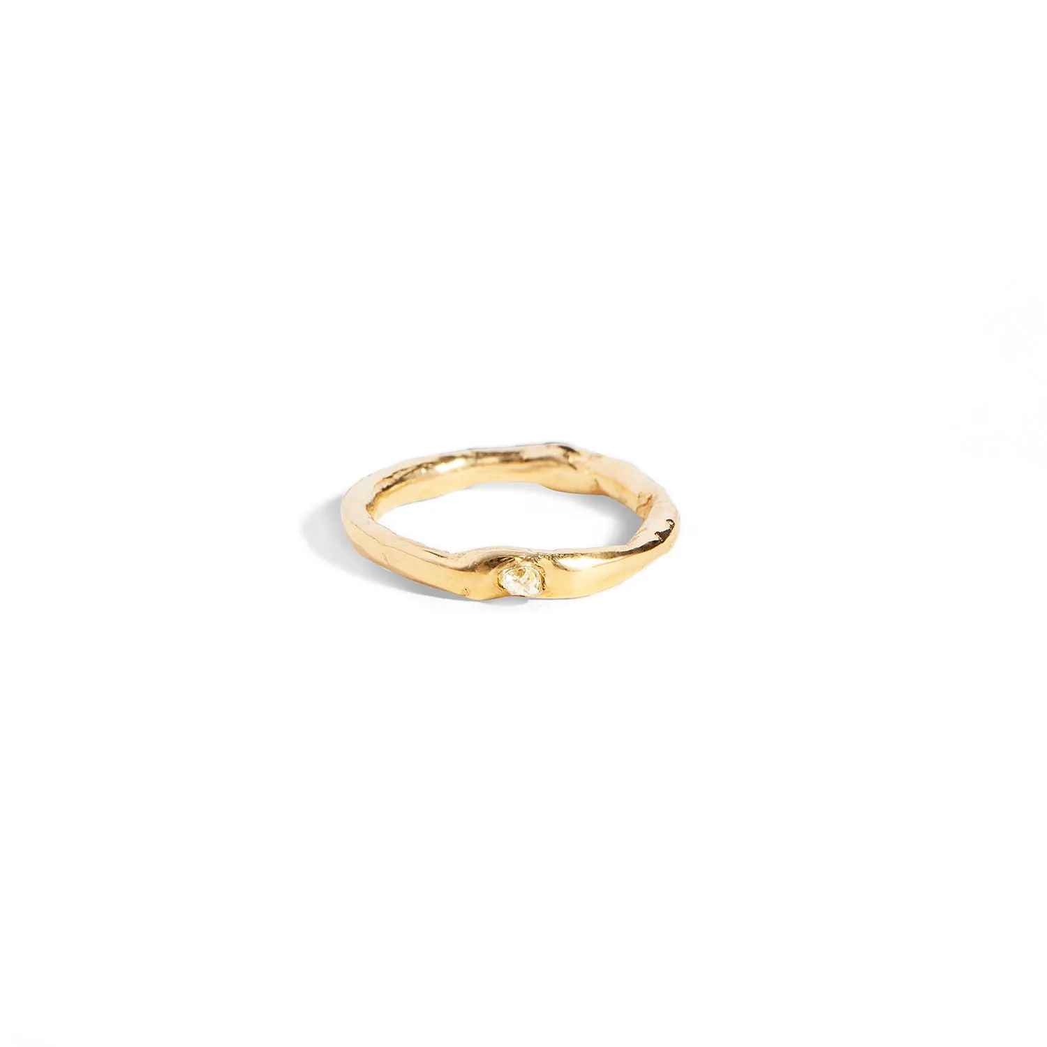 Band 9K Gold Ring w. Ocean Diamond