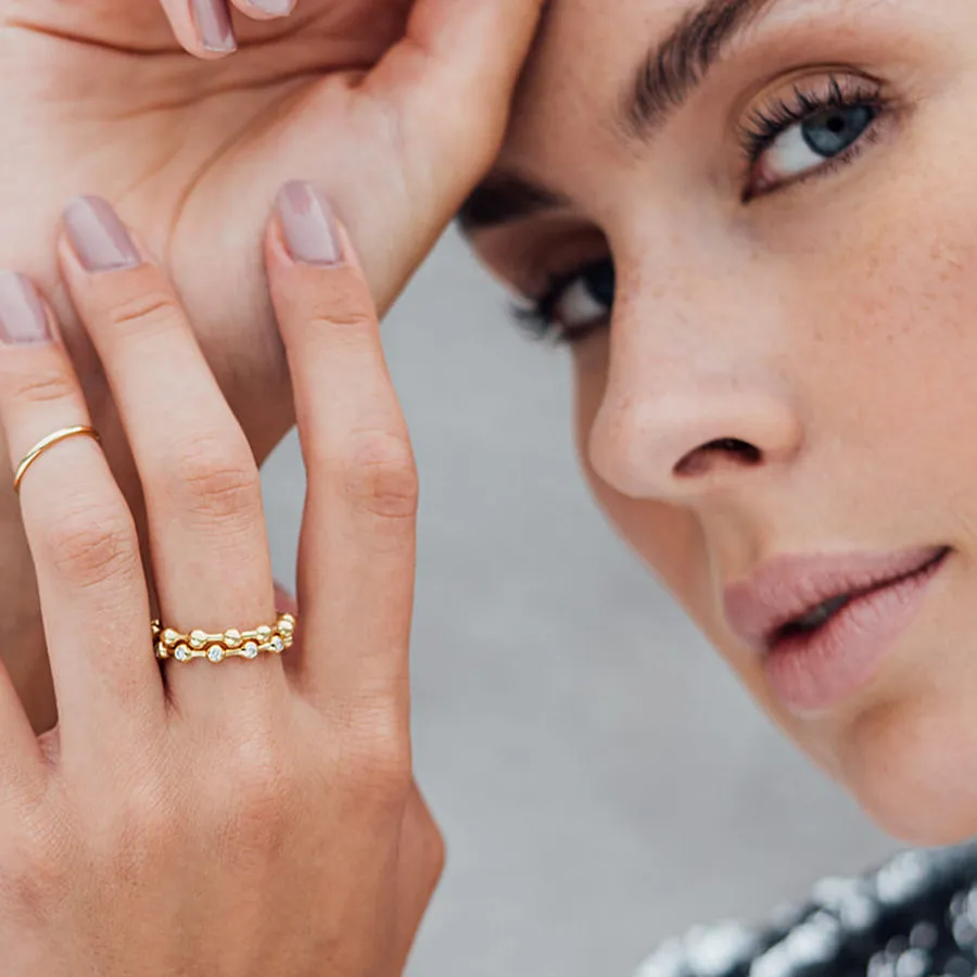 Cosmic Infinity 18K Gold Ring w. Lab-Grown Diamonds