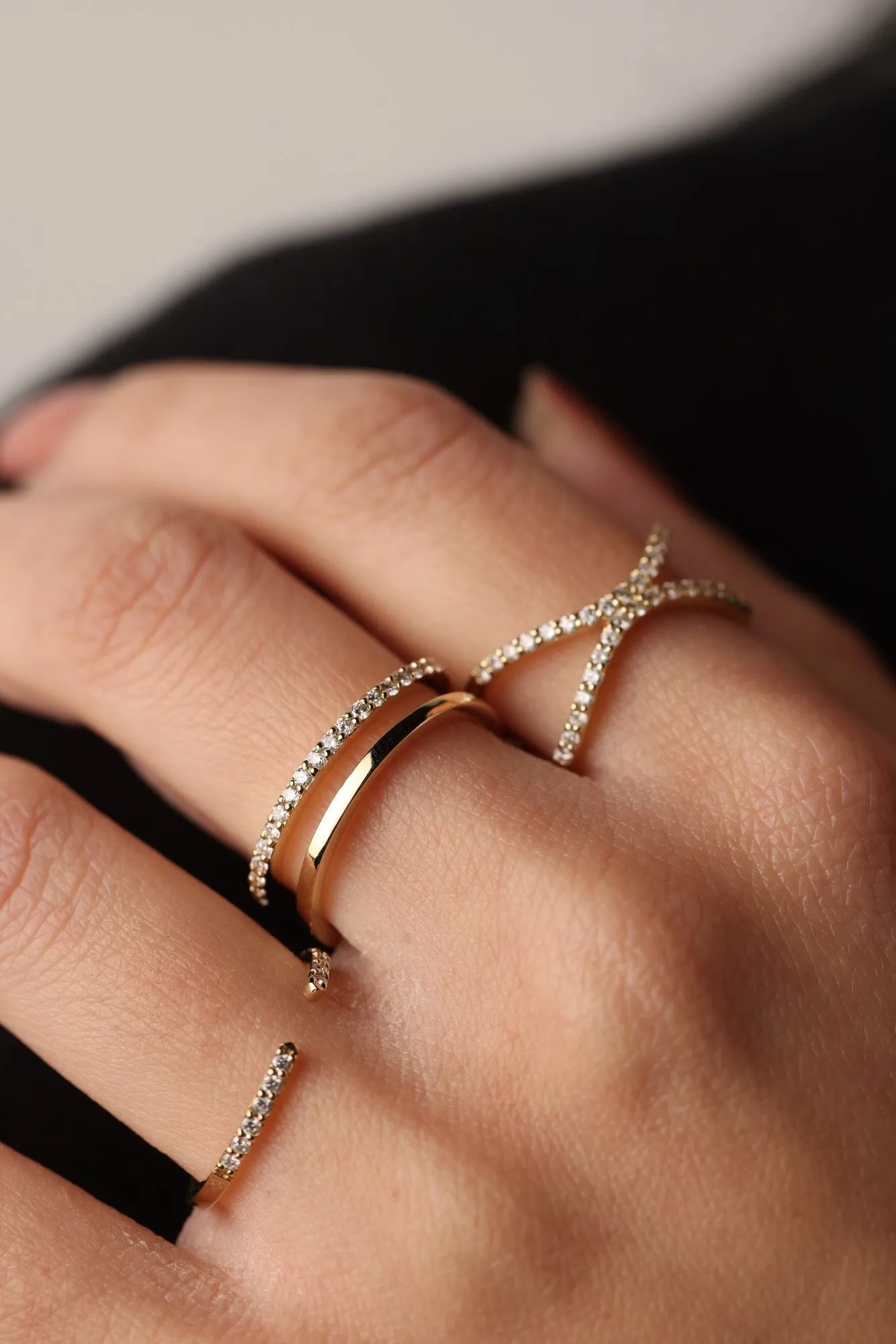 Double Trouble 18K Gold Ring w. Diamonds