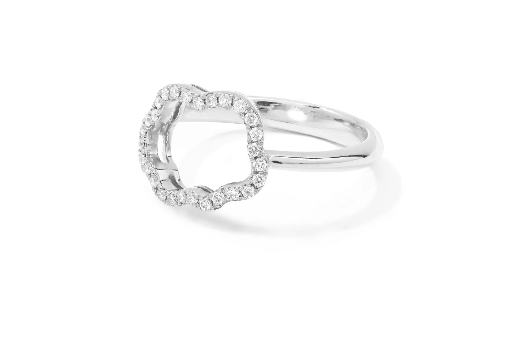 Golden Cloud 18K Whitegold Ring w. Diamonds