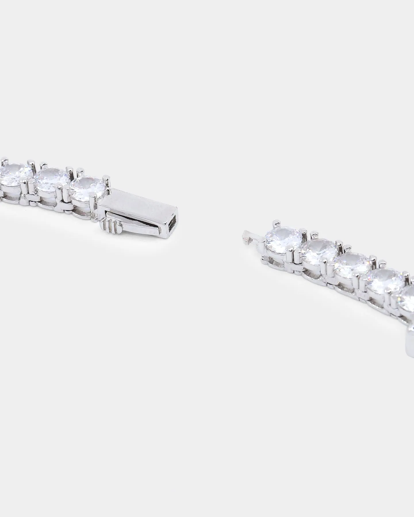 INFRA Iced Claw Necklace Iced White Gold