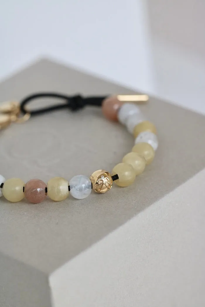 Inner Peace Authentic 18K Gold Bracelet w. Diamonds