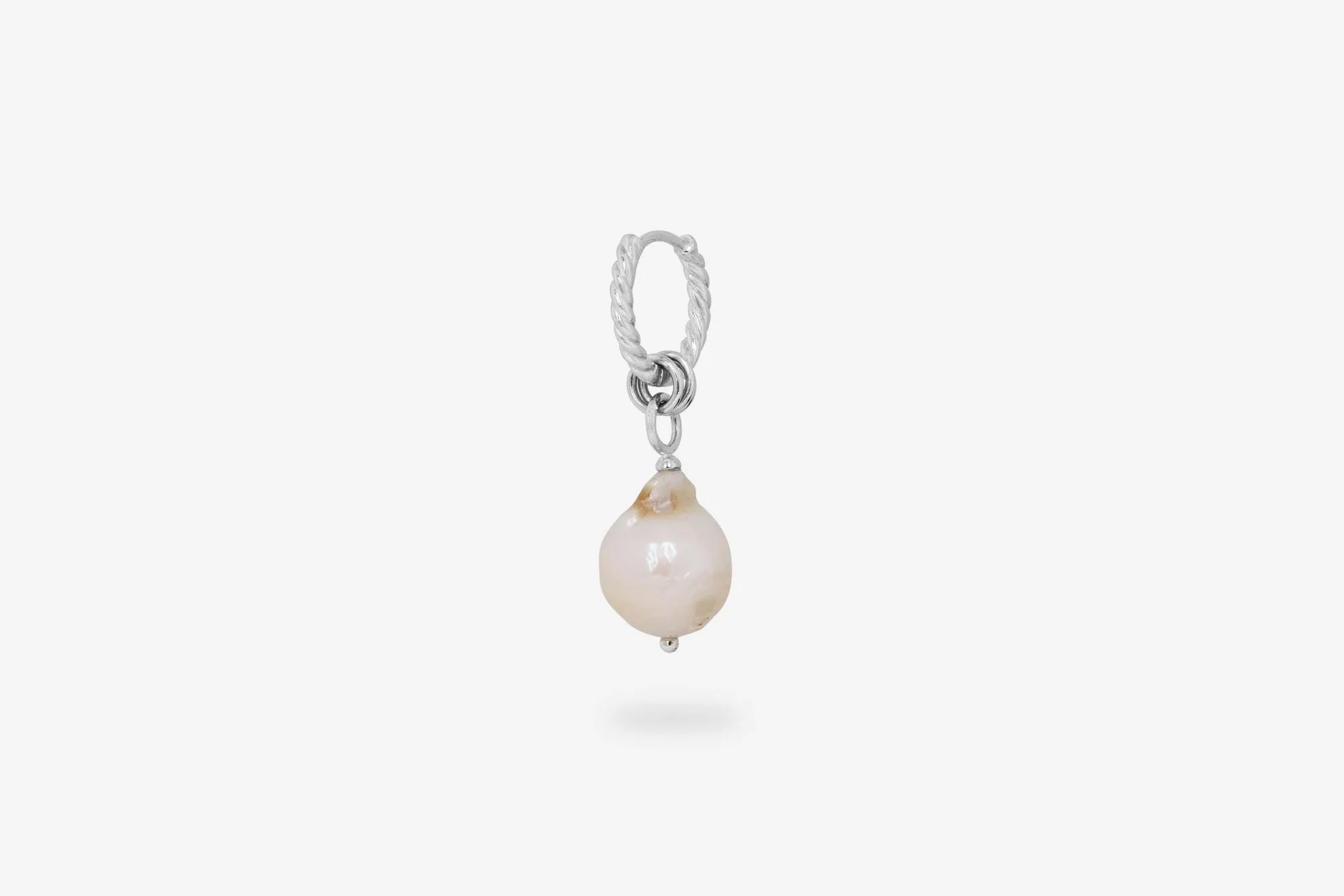 IX Bera Hoop w. Pearl Hoop