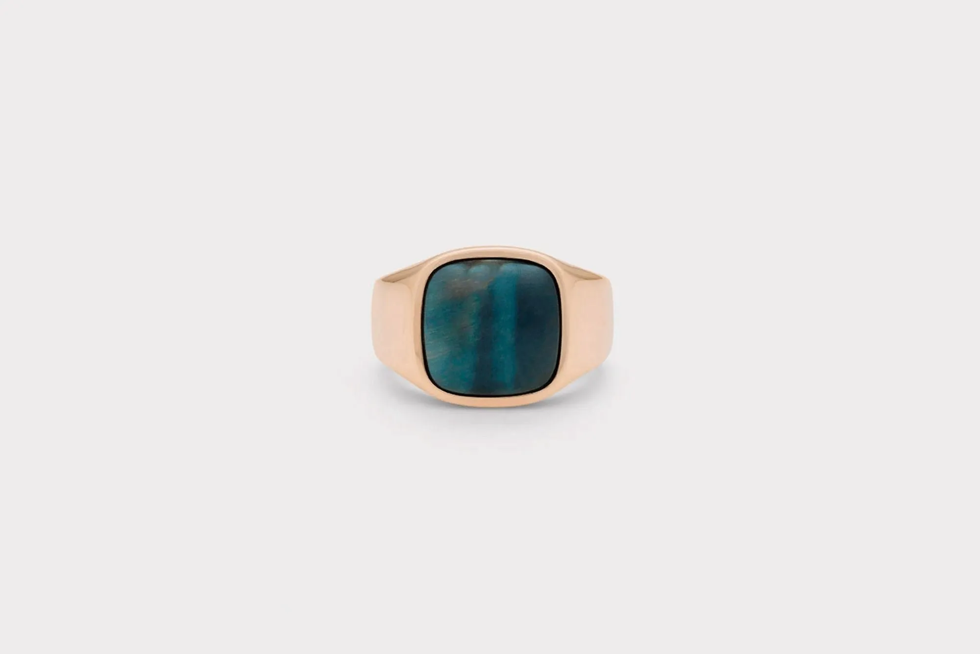 IX Cushion Signet 14K Gold w. Hawks Eye Ring
