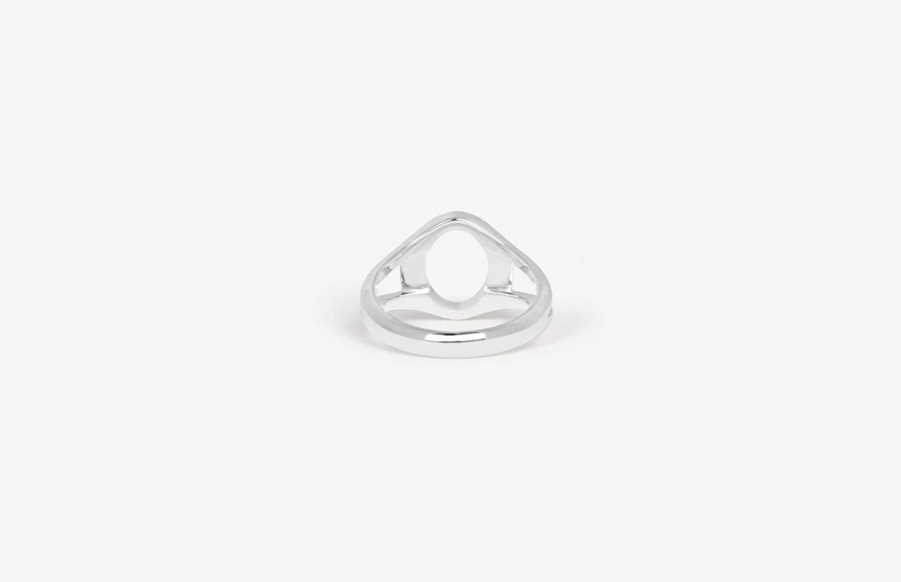 IX Mini Oval Simple Signet Ring