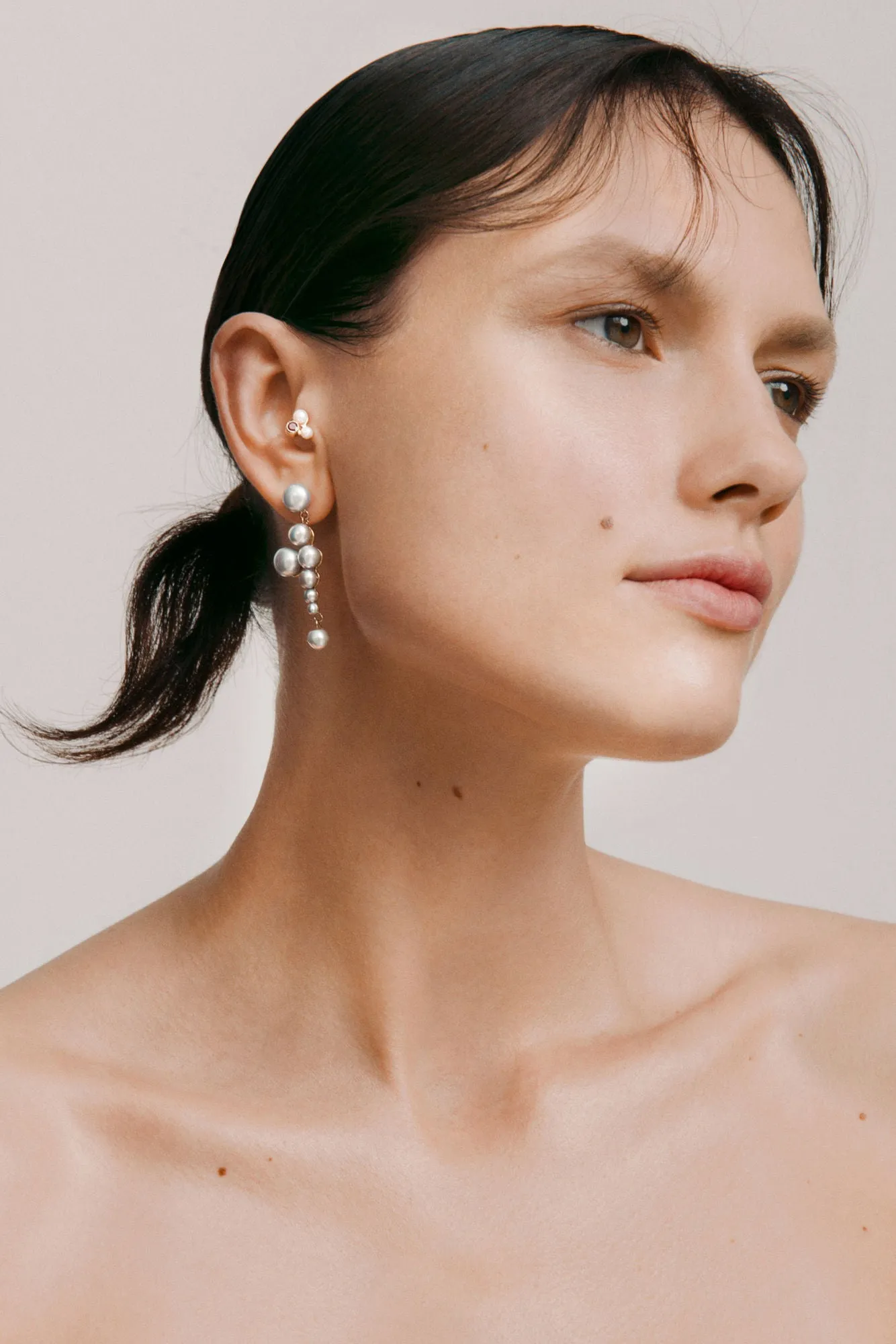 Leah 02 9K Gold Earrings w. Pearls