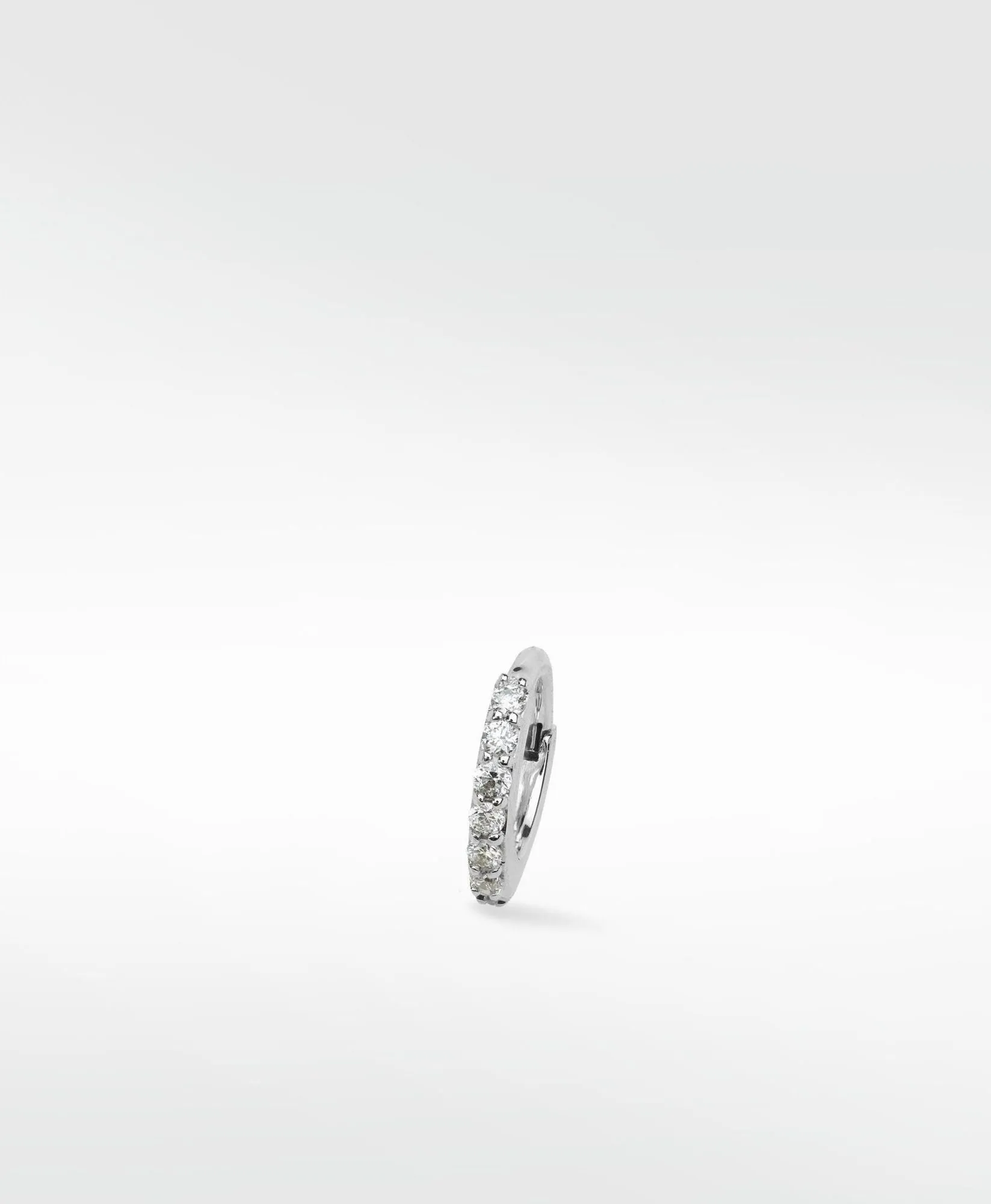 Modernist Pavé Small 14K Whitegold Hoop w. Lab-Grown Diamond