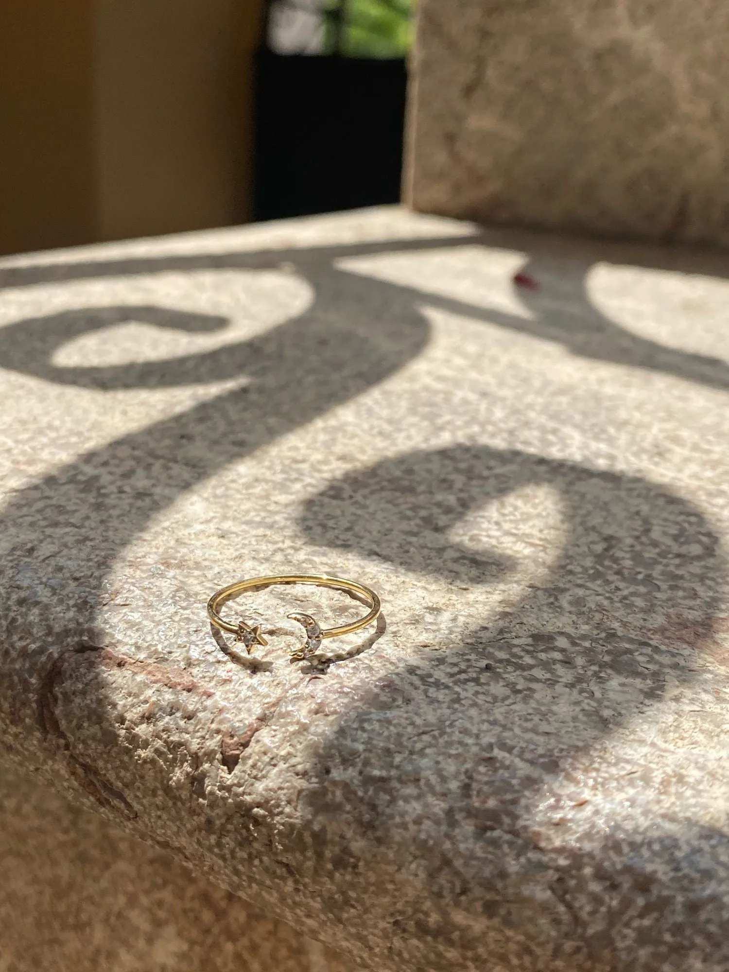 Moonlight, you're my starlight 18K Gold Ring w. Diamonds