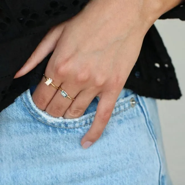 Nord Turned 18K Gold Ring w. White Topaz