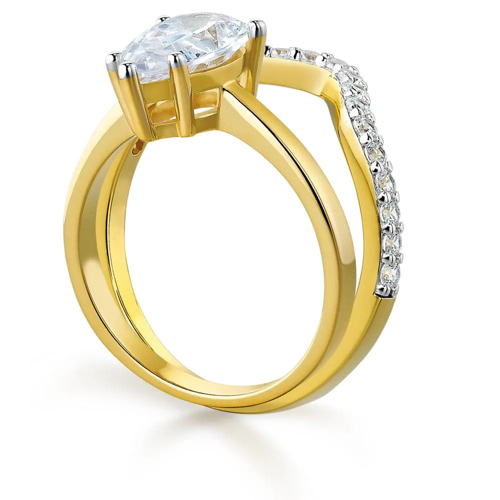 Pear Cut Solitaire Ring Set