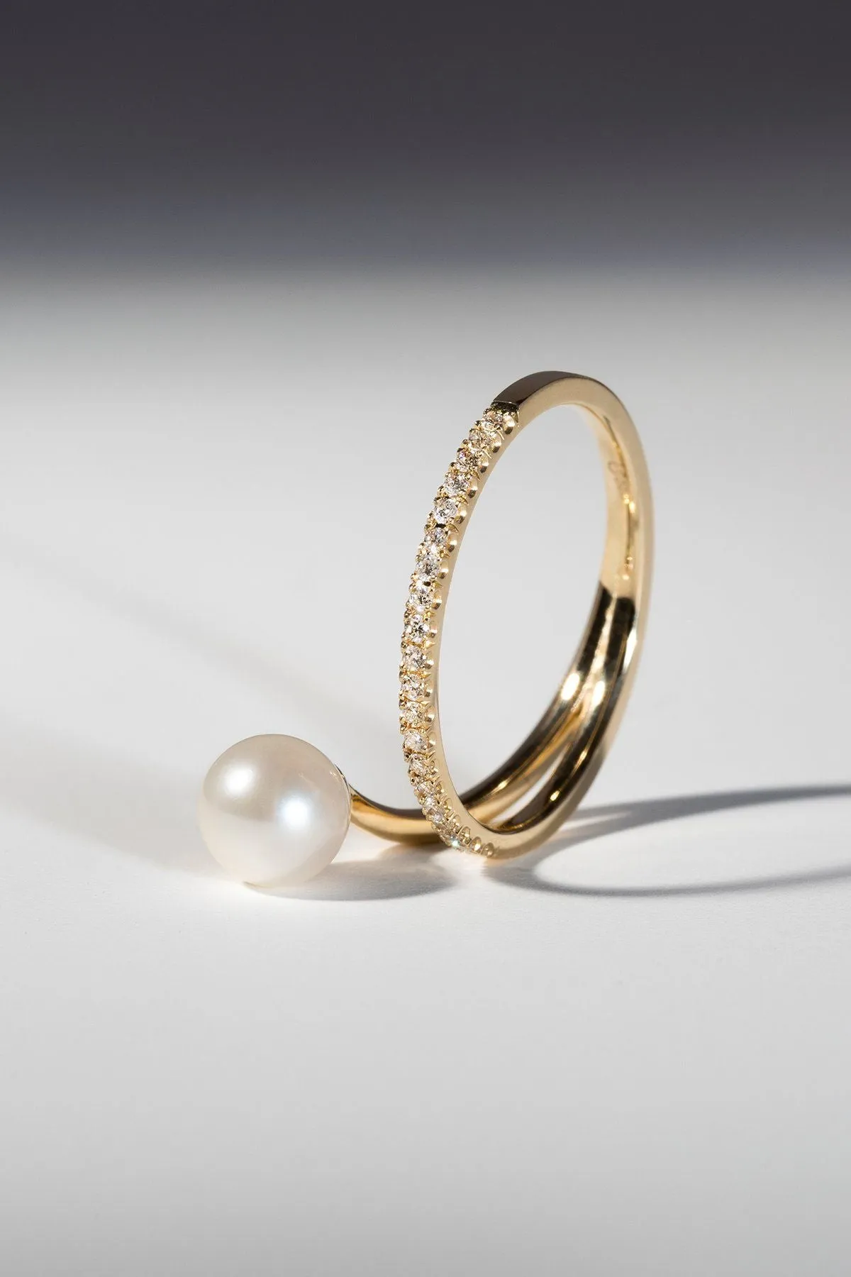 Pearl Spiral Ring 06
