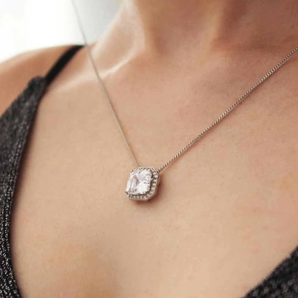Posh Asscher Cut Pendant