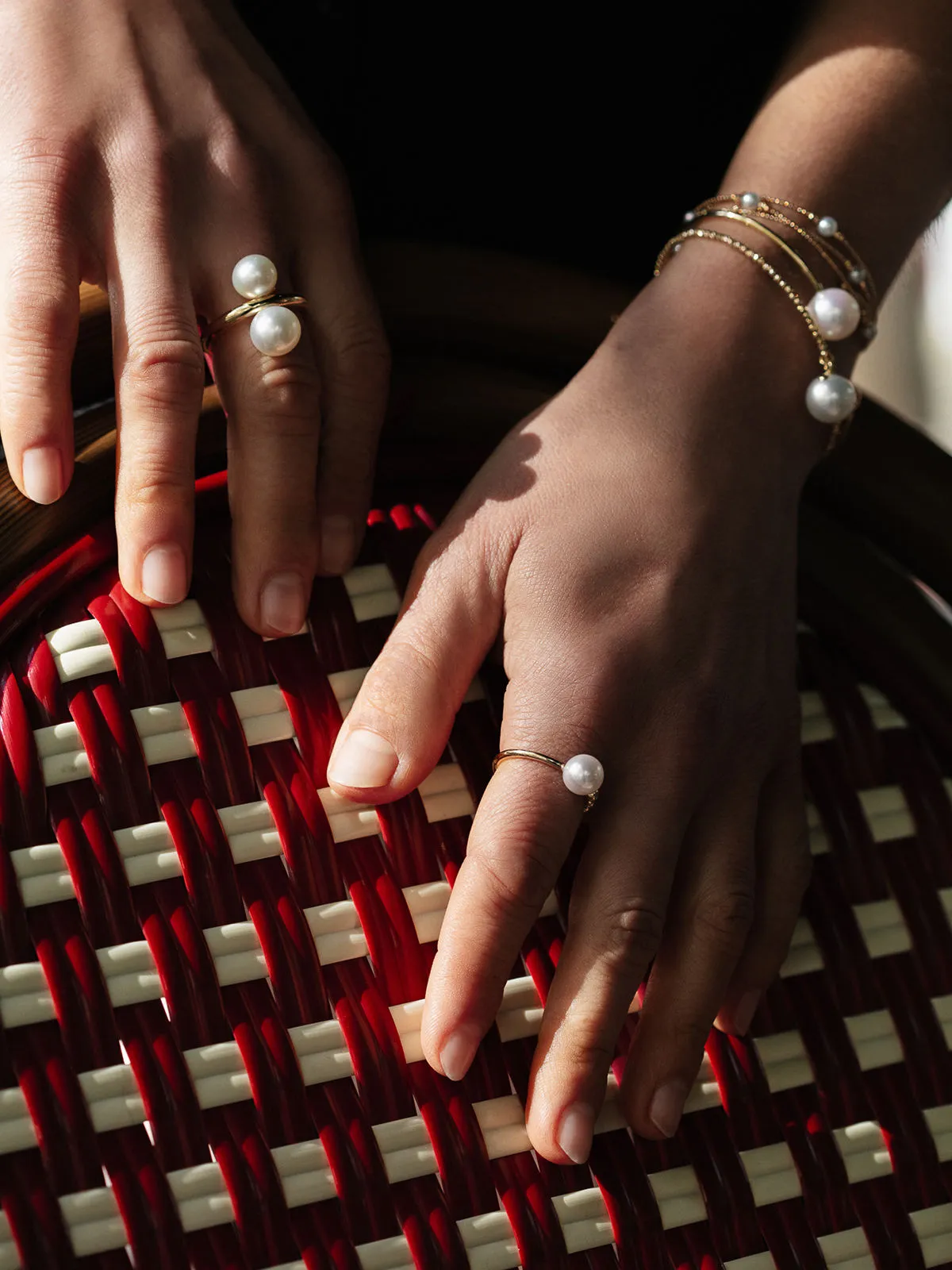 Precious 18K Gold Ring w. South Sea Pearls