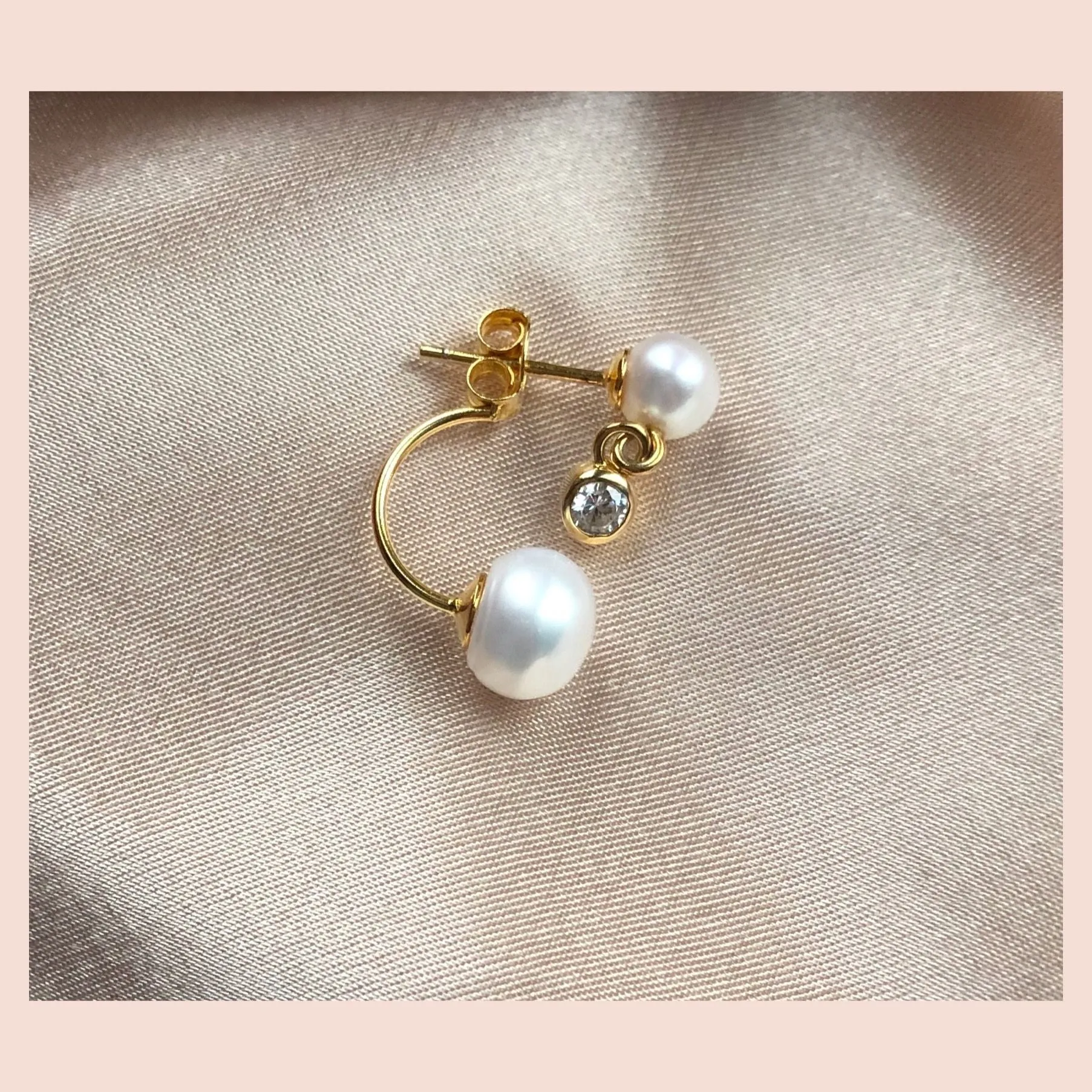 Pure Shore 18K Gold Plated Stud w. White Pearls