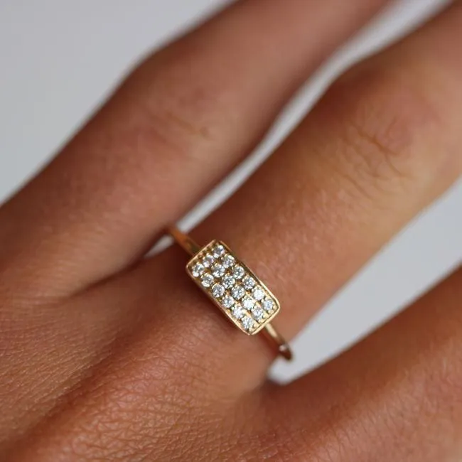 Rock Square 18K Whitegold Ring w. Diamonds
