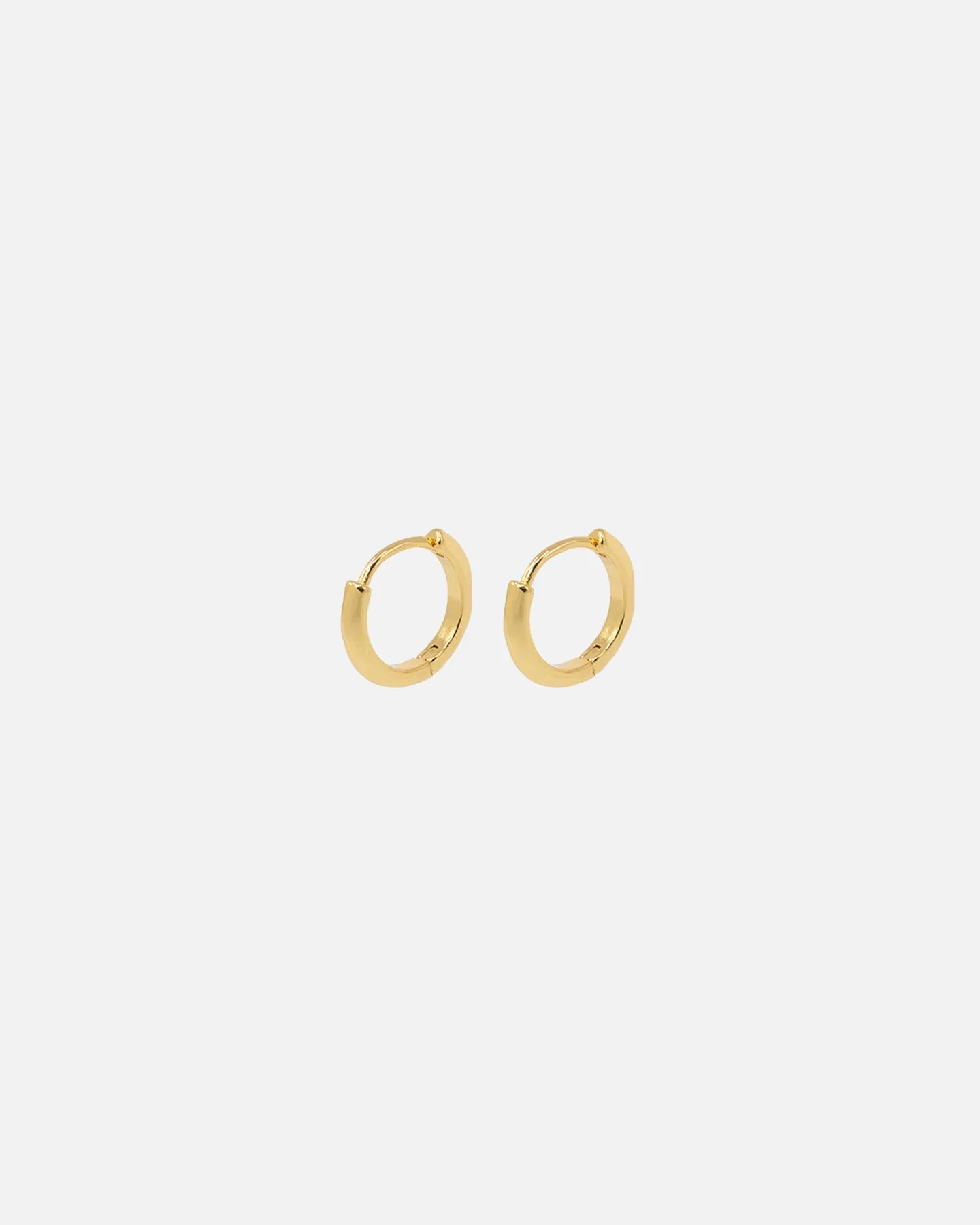 Saint Morta Classic Hoop Earring Gold