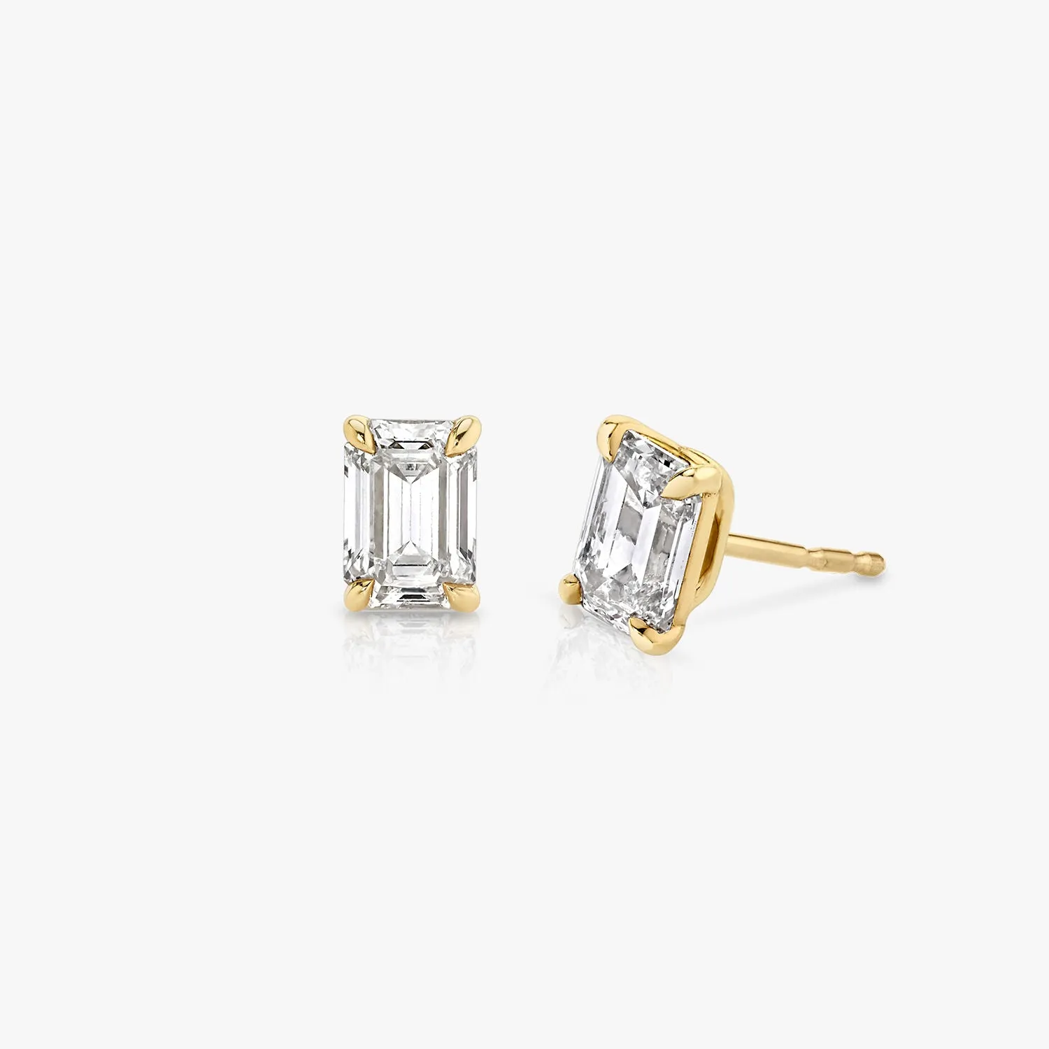 Solitaire Emerald 14K Whitegold Studs w. Lab-Grown Diamonds