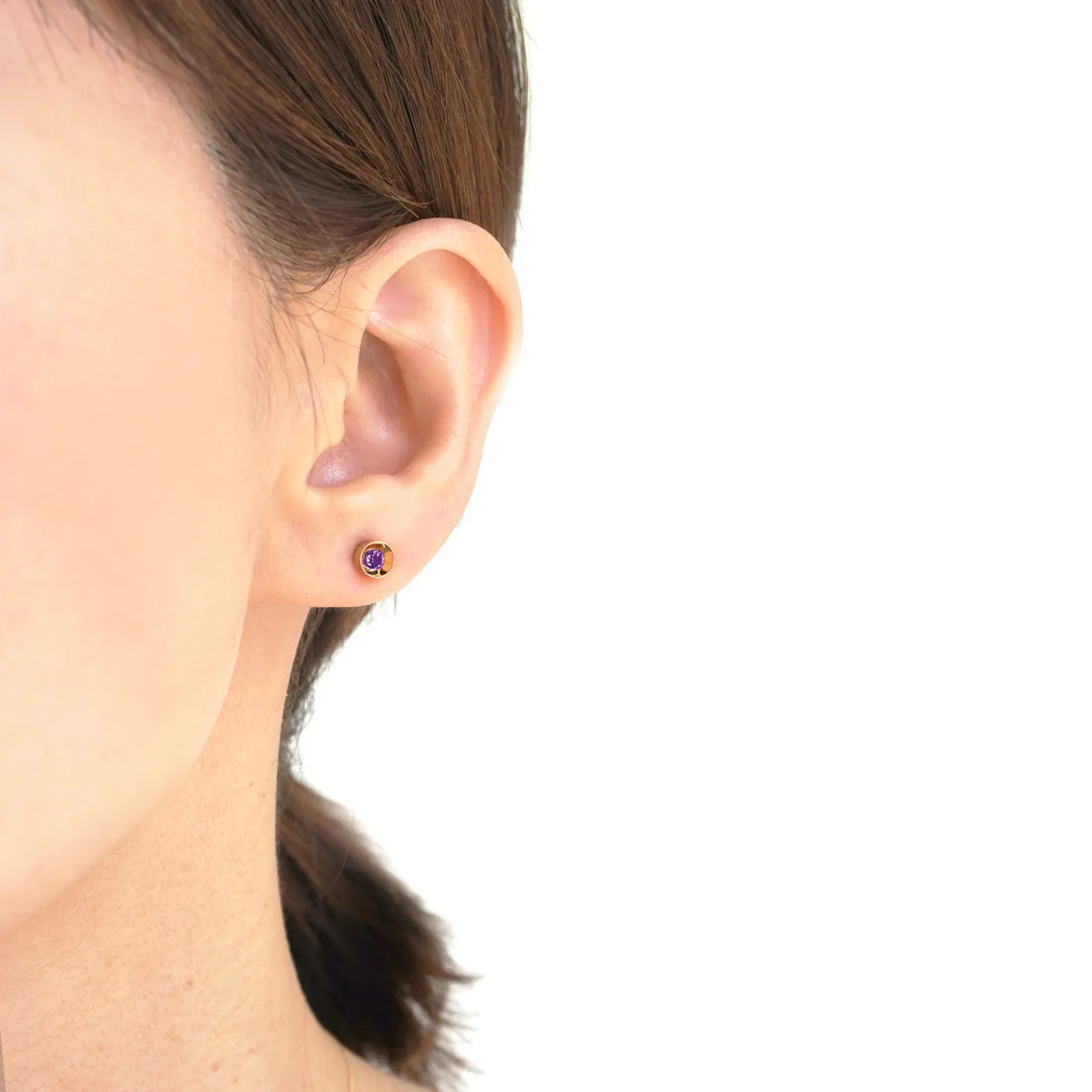 Spot Single 18K & 10K Earring w. 3mm Amethyst
