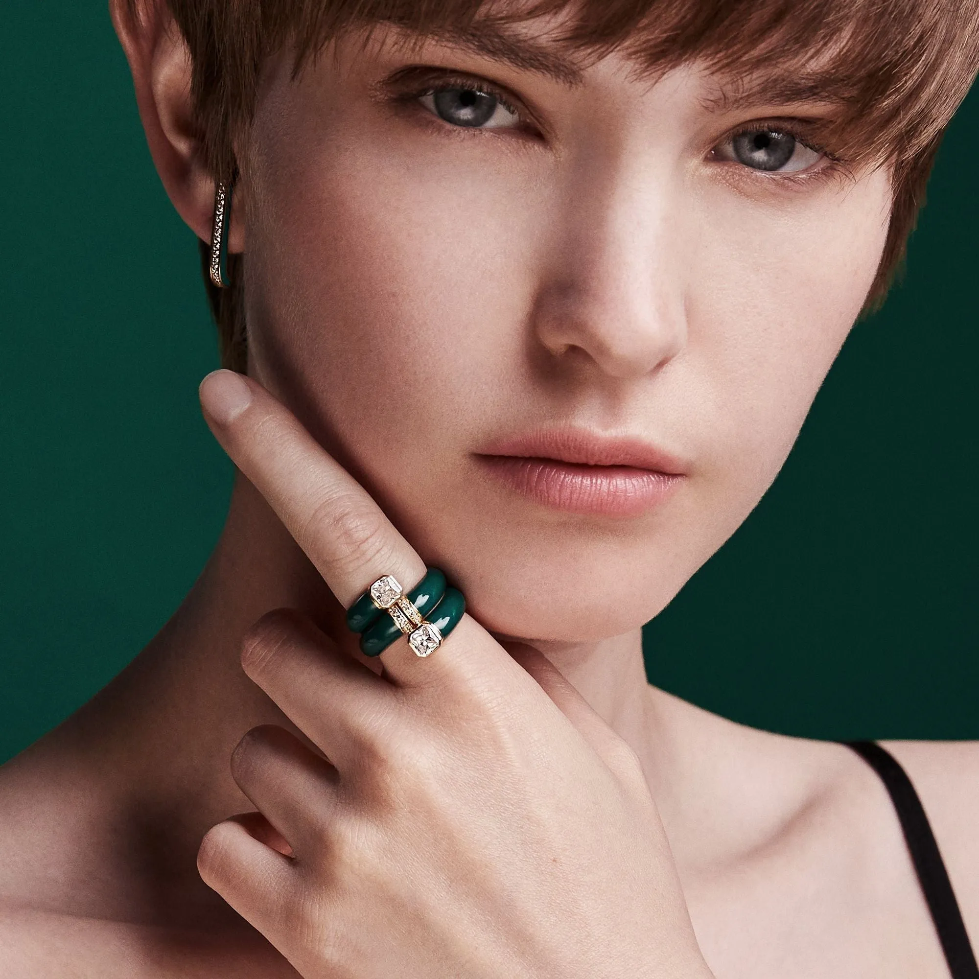 Toi et Moi Green Asscher 18K Whitegold Ring w. Lab-Grown Diamonds
