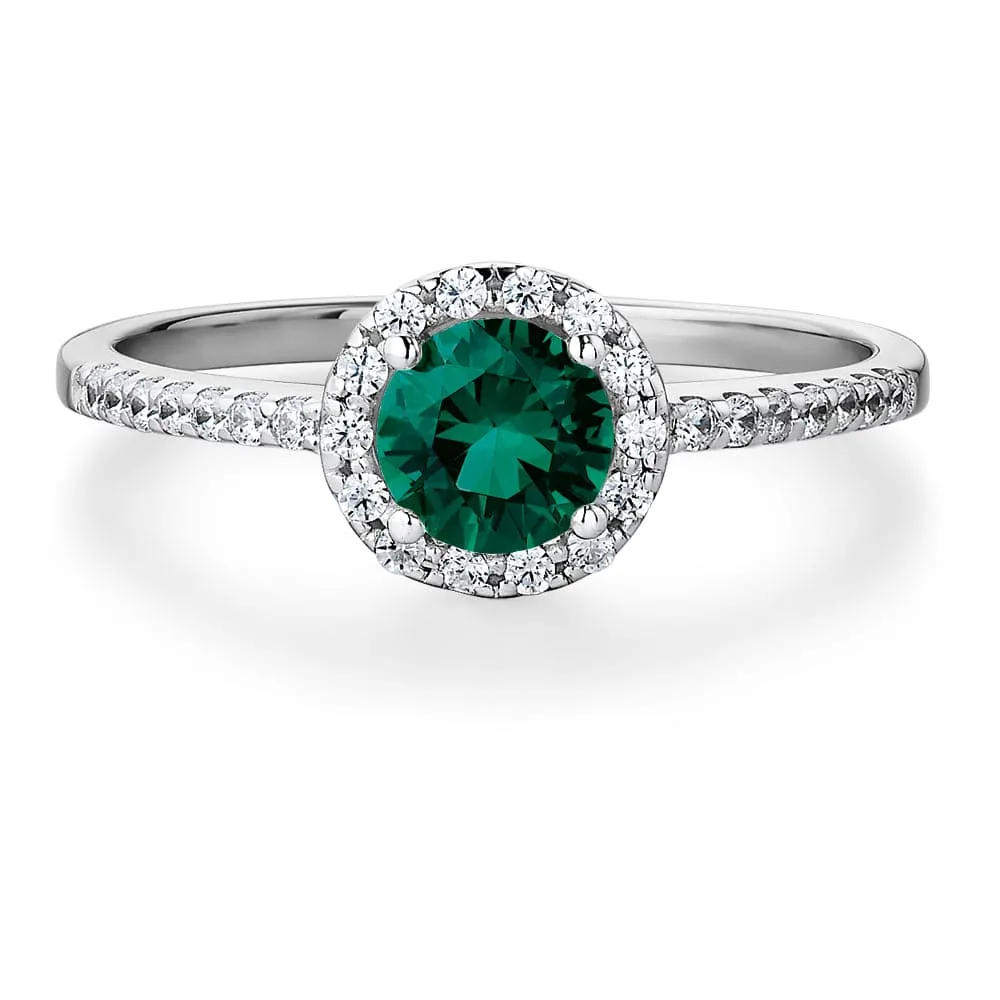 Tru-Emerald Posh Halo Ring
