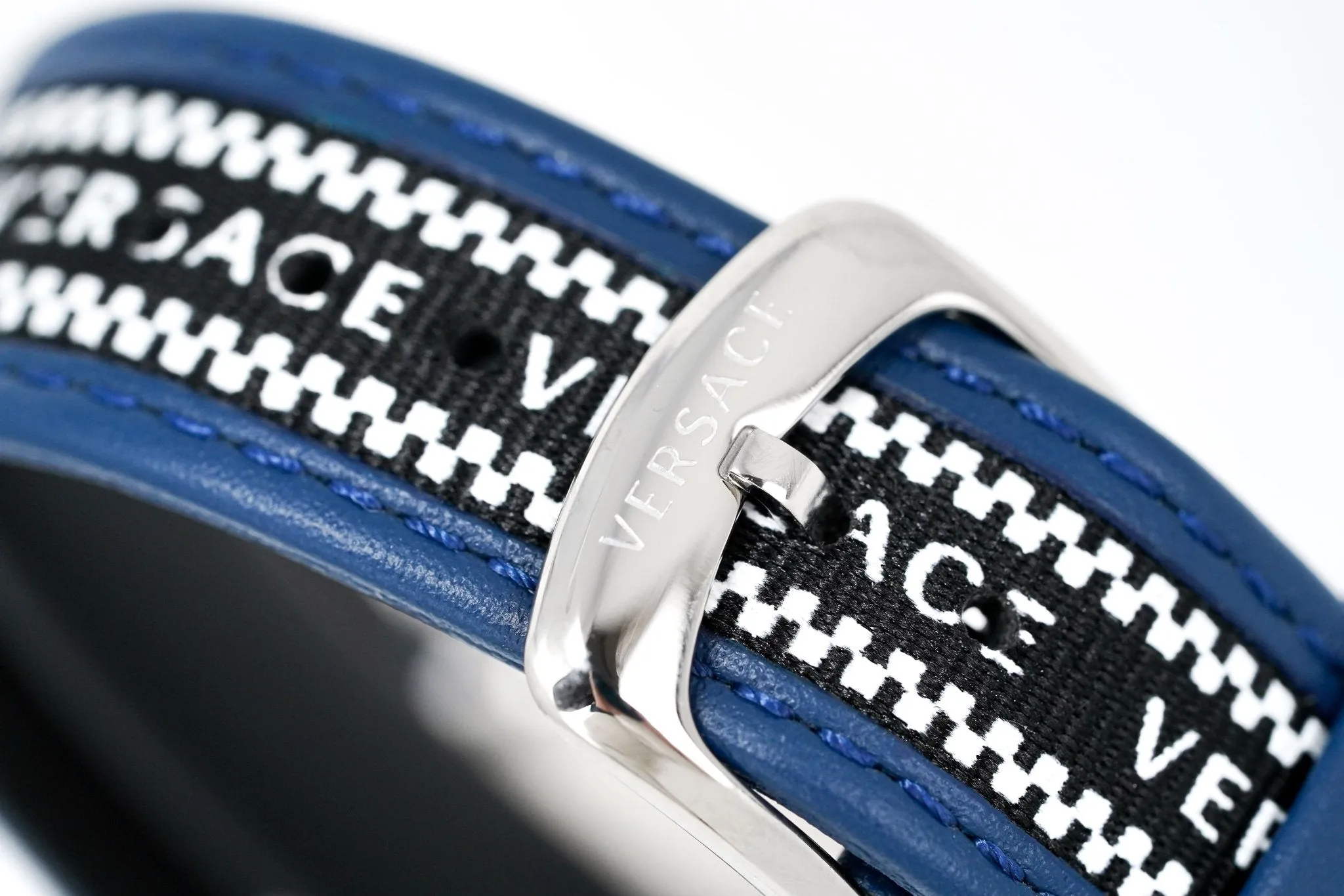 Versace Men's Watch V-Circle Blue VE5A01121